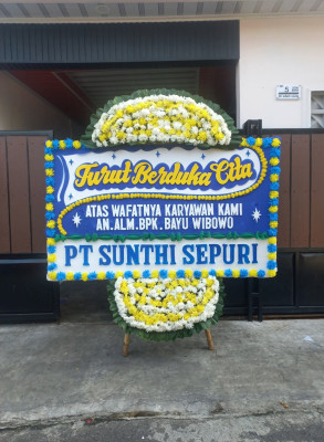 Papan Bunga Duka di Sawit Seberang